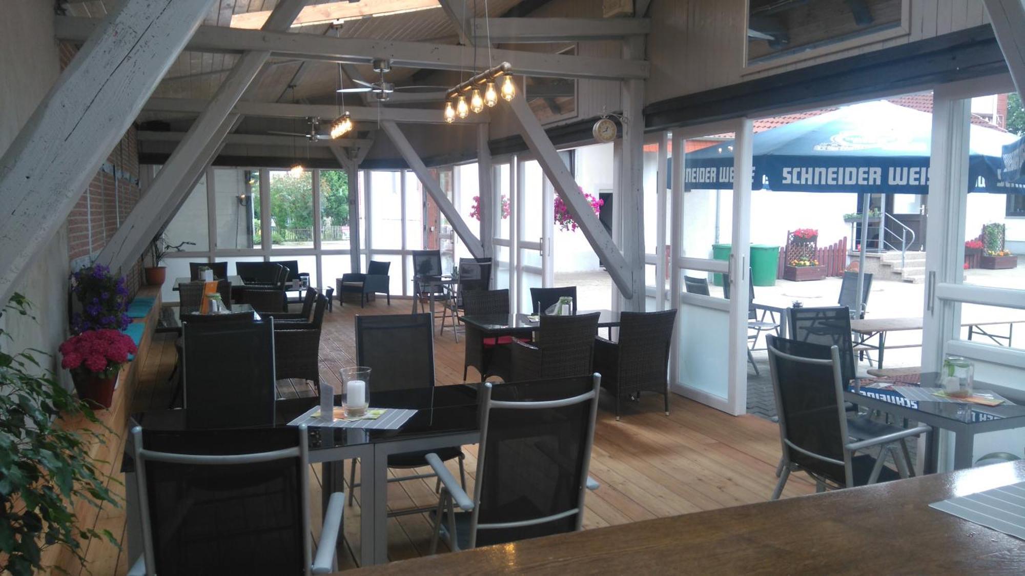 Bennetts Restaurant Und Hotel Wittingen Екстер'єр фото