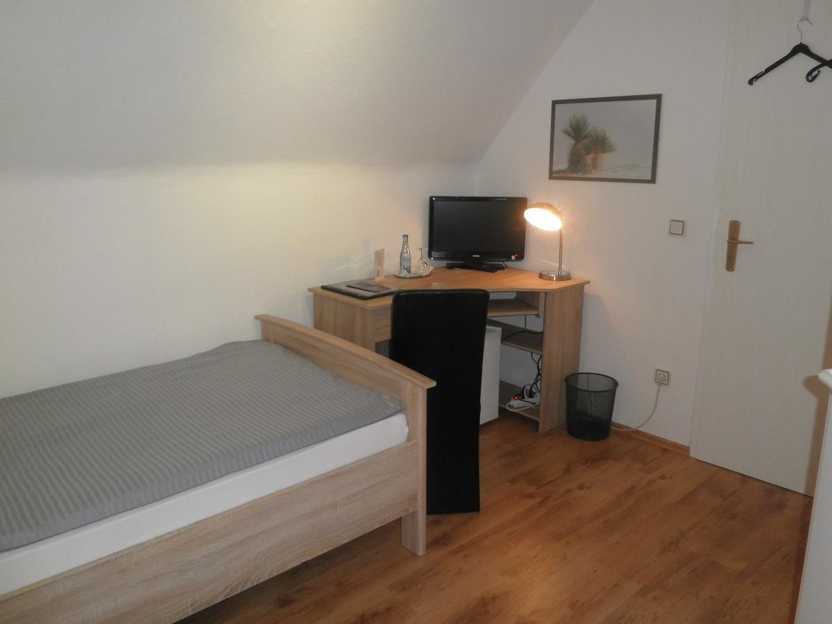 Bennetts Restaurant Und Hotel Wittingen Номер фото