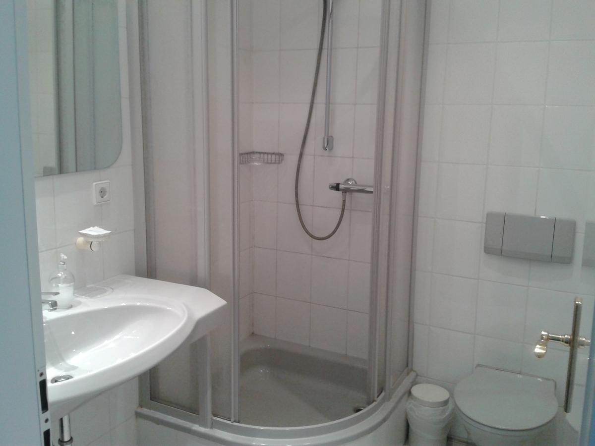 Bennetts Restaurant Und Hotel Wittingen Екстер'єр фото